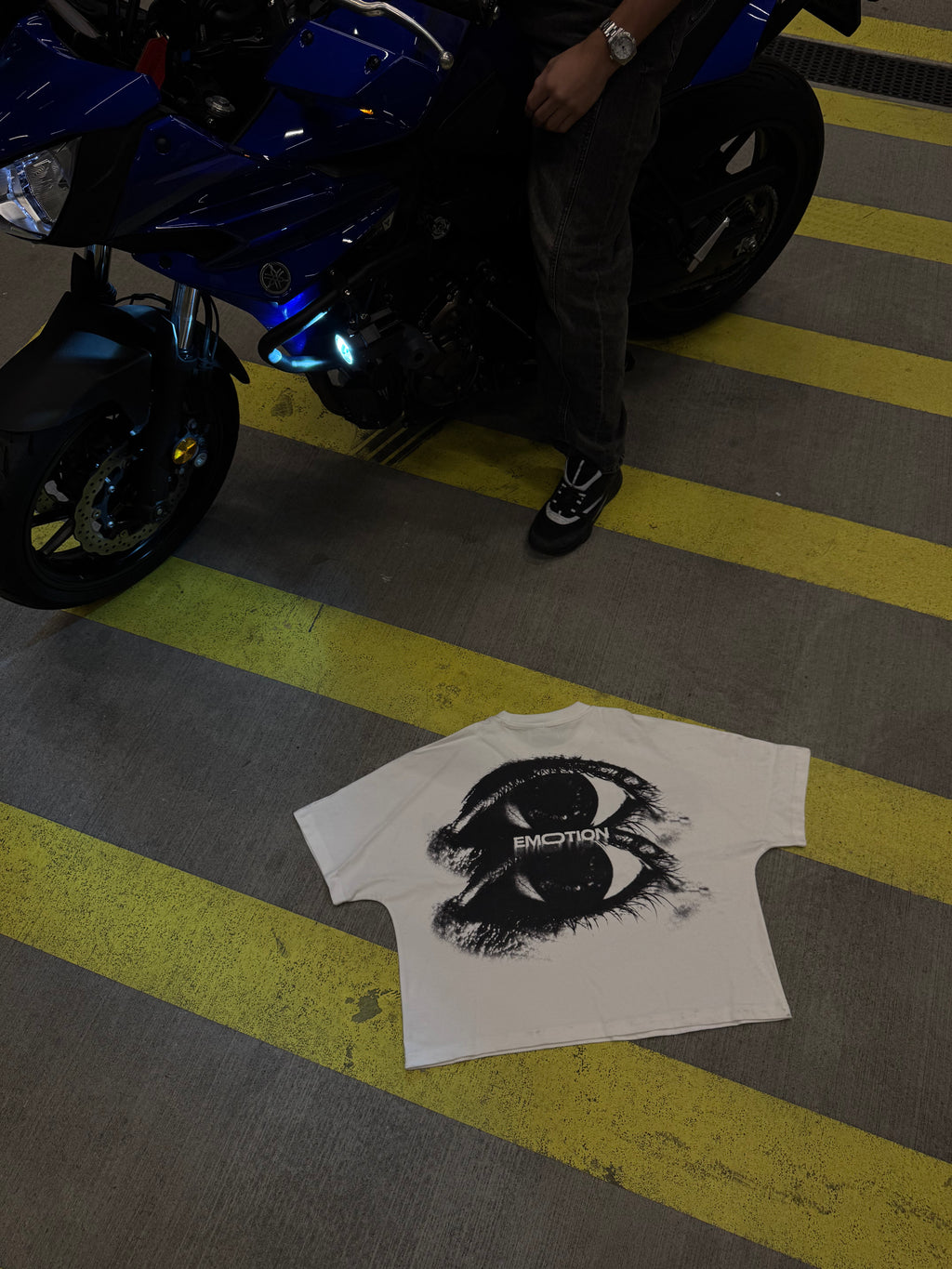 EMOTION 00 - CLARITY VISION